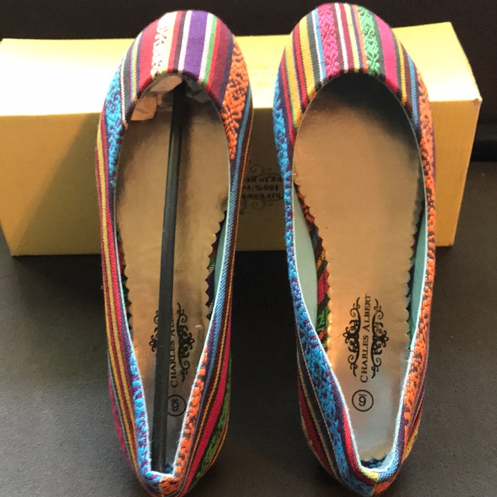 New! Charles Albert Ballet Flats size 6.